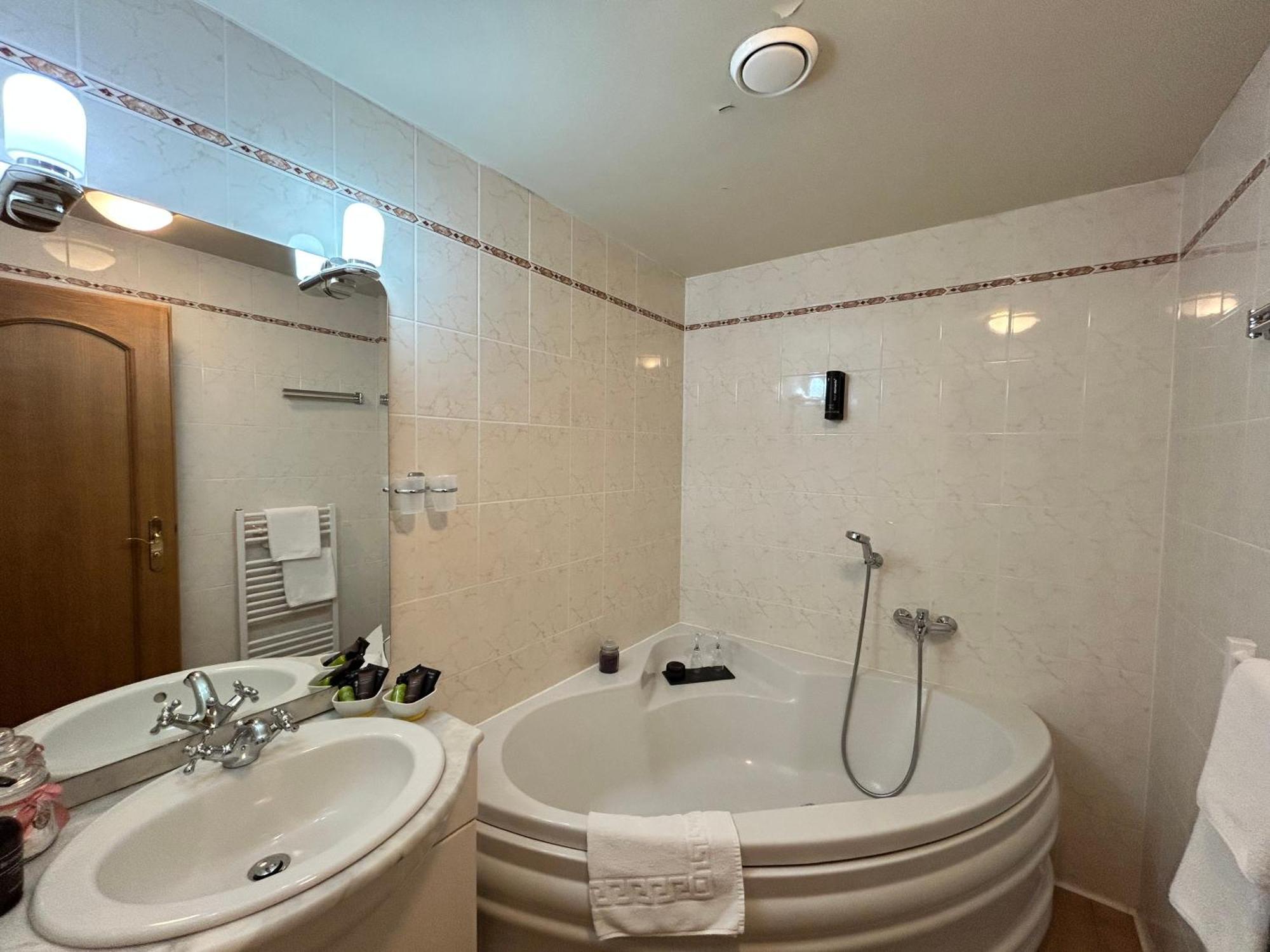 Hotel Brixen Havlíčkŭv Brod Ngoại thất bức ảnh